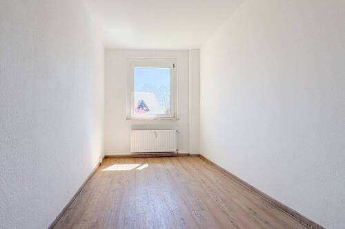Arbeits,- Hobby- oder Kinderzimmer - Etagenwohnung mit 56,50 m&sup2; in Jößnitz zur Miete