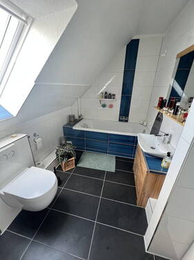 Neues Wannenbad Obergeschoss - 