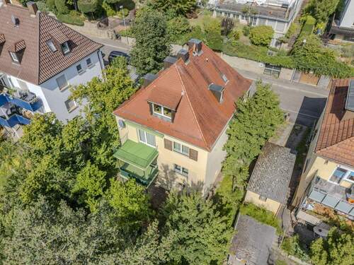 Drohnenansicht - 8 Zimmer Mehrfamilienhaus, Wohnhaus zum Kaufen in Stuttgart / Feuerbach
