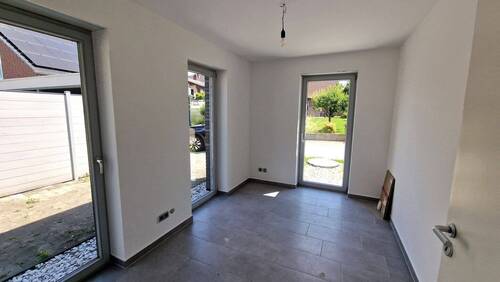 Arbeits- oder Gästezimmer - 