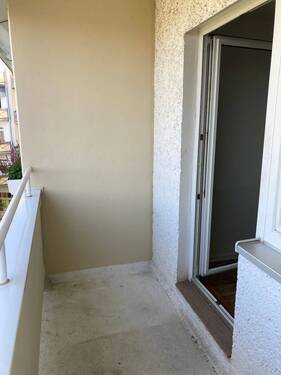 Balkon (2) - Etagenwohnung mit 53,20 m&sup2; in Gera zur Miete