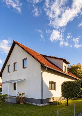 Bild 3 - 7 Zimmer Mehrfamilienhaus, Wohnhaus in Neuenburg am Rhein