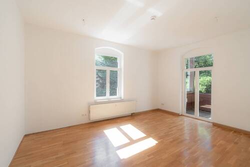 Wohn- und Schlafzimmer - 