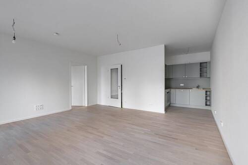 Bild 2 - 2 Zimmer Etagenwohnung zur Miete in Berlin