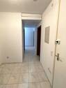 Platz für die Garderobe - 4 Zimmer Etagenwohnung zum Kaufen in Nürnberg