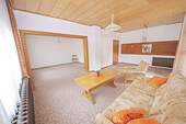 großes Wohn- / Esszimmer im EG - 