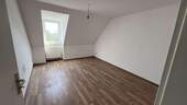 SZ1 unrenoviert - 3 Zimmer Etagenwohnung in BORNA-Neukirchen