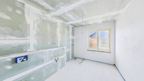 Badezimmer - 5 Zimmer Etagenwohnung zum Kaufen in Bad Sobernheim