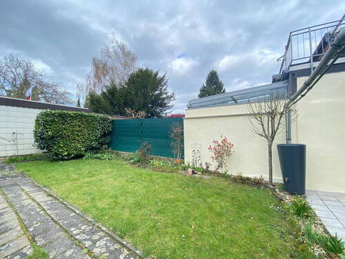 Rechte Gartenhälfte - 