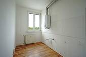Beispiel Küche - 3 Zimmer Etagenwohnung zur Miete in Cottbus
