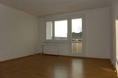 Beispiel Wohnzimmer - Etagenwohnung mit 63,50 m&sup2; in Cottbus zur Miete