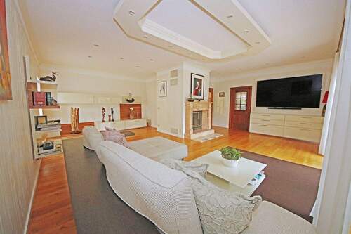Wohnzimmer im EG - 