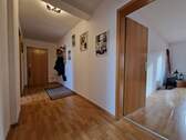 Bahnhofstr.50 DG rechts Flur - großzügige 2-Zimmerwohnung in zentraler lage von Döbeln, EBK gegen Zuzahlung möglich.