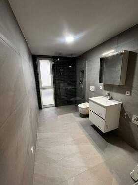 Badezimmer - 2 Zimmer Etagenwohnung in Nürtingen