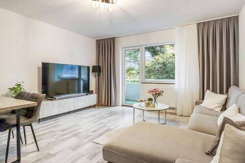 Wohn- und Esszimmer - Ihr neues Zuhause in Sennestadt - attraktive 4-Zimmer-Wohnung mit Balkon