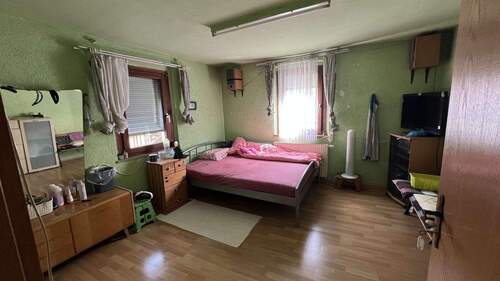 OG rechts Schlafzimmer - 