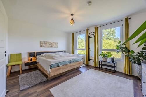 1. OG: Schlafzimmer - 