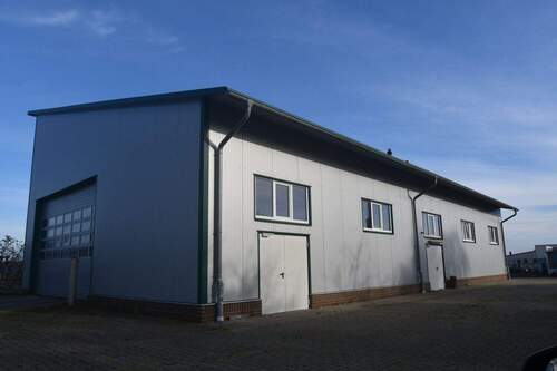 Halle2 - Halle zum Kaufen in Syke