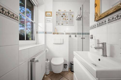 Gäste-Bad mit Dusche - 