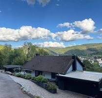 Plettenberg! 2-FH, Waldrand, Sackgasse, herrliche Aussicht!