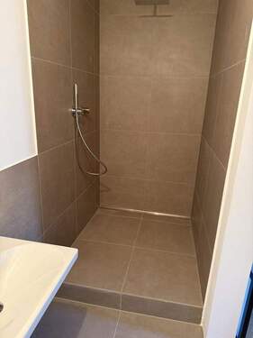EG Duschbad (en suite) - 
