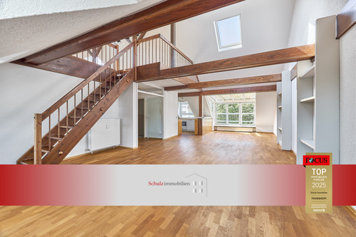 Wohnzimmer - Für Individualisten: Anspruchsvolle 3-Zimmerwohnung mit Galerie in Toplage der Mannheimer Oststadt