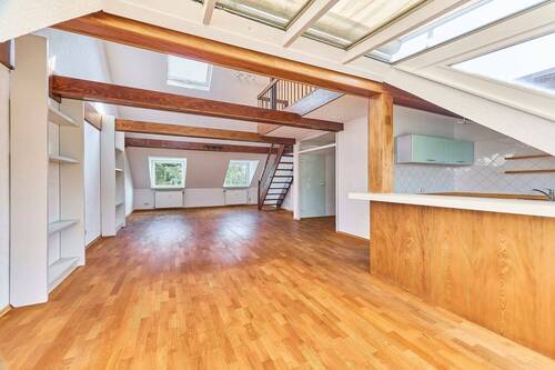 Wohnzimmer, Ansicht 2 - 3 Zimmer Etagenwohnung zum Kaufen in Mannheim