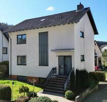 Kaiserslautern-Erfenbach - Freistehendes Einfamilienhaus mit 2 Garagen und großem Garten