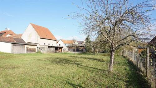 Tierhaltung oder Selbstversorgung - Bauernhaus, sofort nutzbar mit Ausbaureserve auf weitläufigem Grundstück!