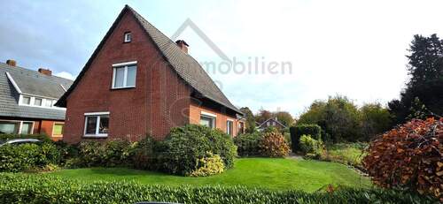 SüdWestansicht - Wohnglück mit Geschichte - liebevoll gepflegt und bereit für Neues