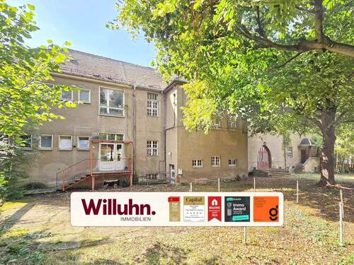 Alte Schule - Entwicklungsobjekt - 2.171 m² Nutzfläche - 5.045 m² Grundstück