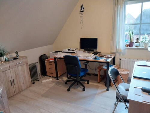 Arbeits/Schlafzimmer 2 Woh. b - 