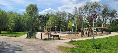 fußläufiger Spielplatz - 