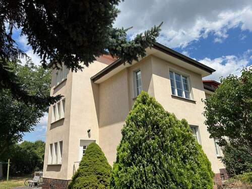 Objektansicht - 3 Zimmer Etagenwohnung zur Miete in Braunsbedra