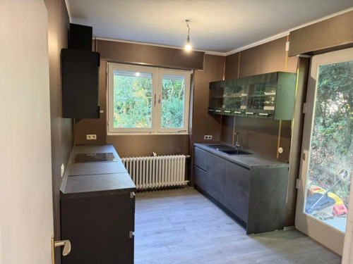 9affb880-9d9c-4af4-9b2b-e03486e15898-1961357361 - 