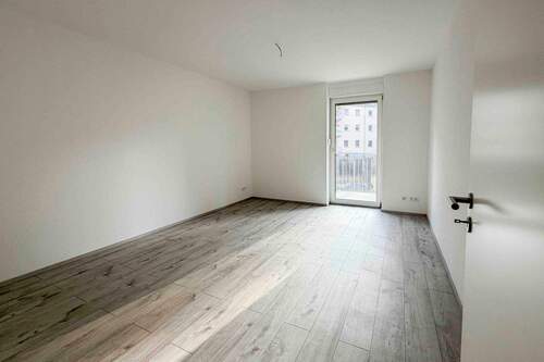 Wohnzimmer - 2 Zimmer Etagenwohnung zum Kaufen in Nürnberg