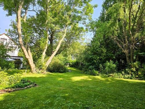 Ein Traum von Grundstück - Einfamilienhaus mit 389,70 m&sup2; in Rackwitz zum Kaufen