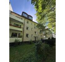 Renovierte 2 Zimmerwohnung mit Balkon in Ahrensburg