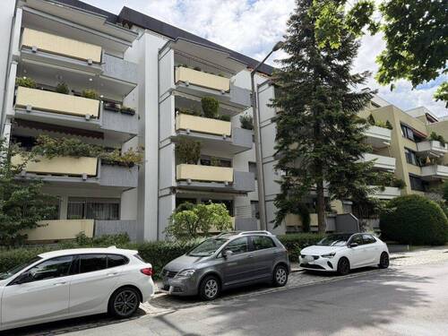Aussenansicht - 3 Zimmer Etagenwohnung zur Miete in Nürnberg