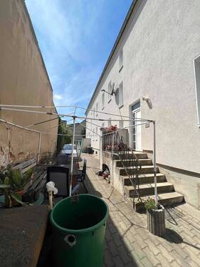 Hinterhof - Etagenwohnung mit 49,00 m² in Riesa zur Miete