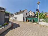 Straßenansicht - 4 Zimmer Reihenendhaus in Hürth