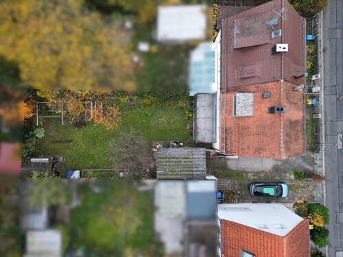 Luftaufnahme - 6 Zimmer Doppelhaushälfte zum Kaufen in Nürnberg