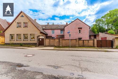 Straßenseite - Raus aus der Stad! - 59.000,00 EUR Kaufpreis, ca.  190,00 m² Wohnfläche