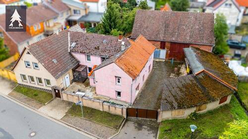 Luftaufnahme - 6 Zimmer Einfamilienhaus zum Kaufen in Königerode