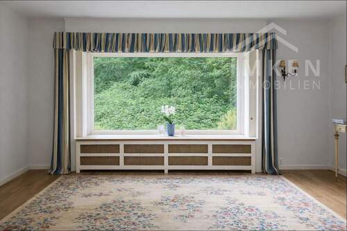 Innen - KI überarbeitet - 