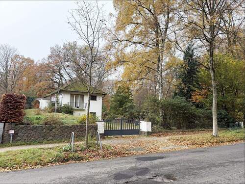 Ansicht_Straße - 3 Zimmer Einfamilienhaus zum Kaufen in Hamburg