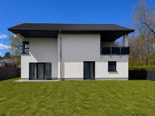 Hausansicht Gartenseite - Mehr Raum. Mehr Ruhe. Weniger Nebenkosten - EFH Baujahr 2021 nahe Berlin mit 615 m² Grundstück