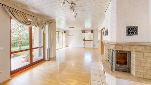 Wohn- und Esszimmer EG - 