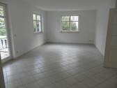 Wohnzimmer - 3 Zimmer Etagenwohnung zur Miete in Augustusburg
