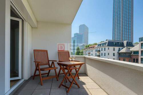 Westbalkon - Staging - 2 Zimmer Etagenwohnung zur Miete in Frankfurt am Main